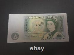 Bank Of England Queen Elizabeth One Pound Note. Not Been Touched! Beautiful Unc