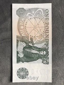 EXTREMLY RARE 1 pound old english Note X2. Offers Excepted