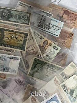 Massive Worldwide Bank Note Collection (Around 220 notes) Worldwide Shipping