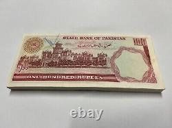 RARE UNCIRCULATED BUNDLE Pakistan 100 Rupee notes 1976